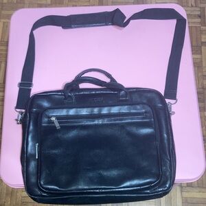 Kenneth Cole Black Leather Laptop Briefcase with Adjustable Strap